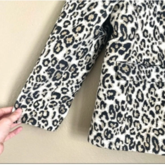 CHICO'S ANIMAL PRINT WITH METALLIC GOLD THREAD BLAZER, SZ 3 - Picture 3 of 8